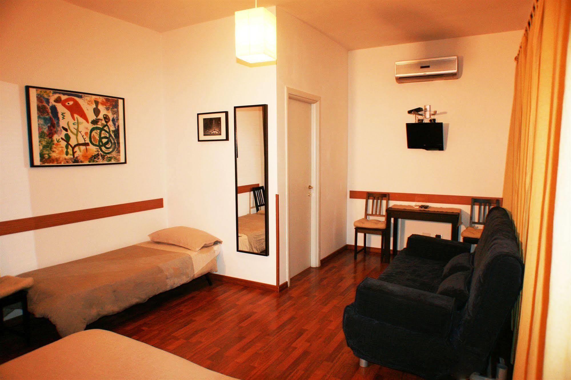 Lt Rooms Roma Exterior foto