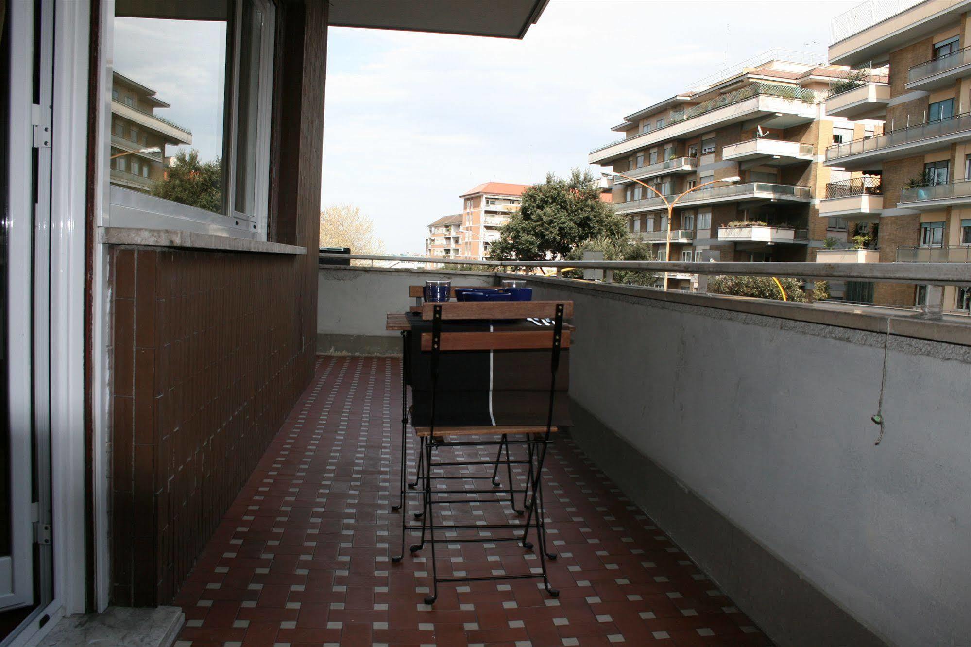 Lt Rooms Roma Exterior foto